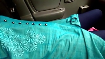 Setkání Nevlastní Matky Se Strýcem V Autě, Veřejný Sex Venku