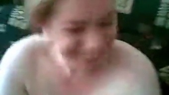 Αραβική Milf Με Μεγάλα Φυσικά Βυζιά Κάνει Πίπα Και Εισχωρεί