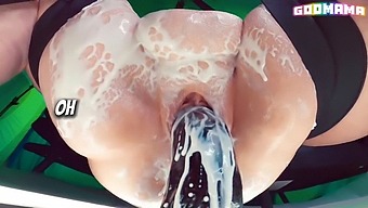 A Máquina De Sorvete Quebrada De Mamãe Leva A Diversão Safada