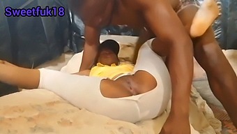 Gần Như Bị Bắt Quả Tang Với Bạn Gái Của Tôi