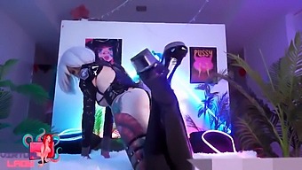 A Woman With An Unquenchable Desire Mounts A Large Penis. Nier Automata Digital Avatar